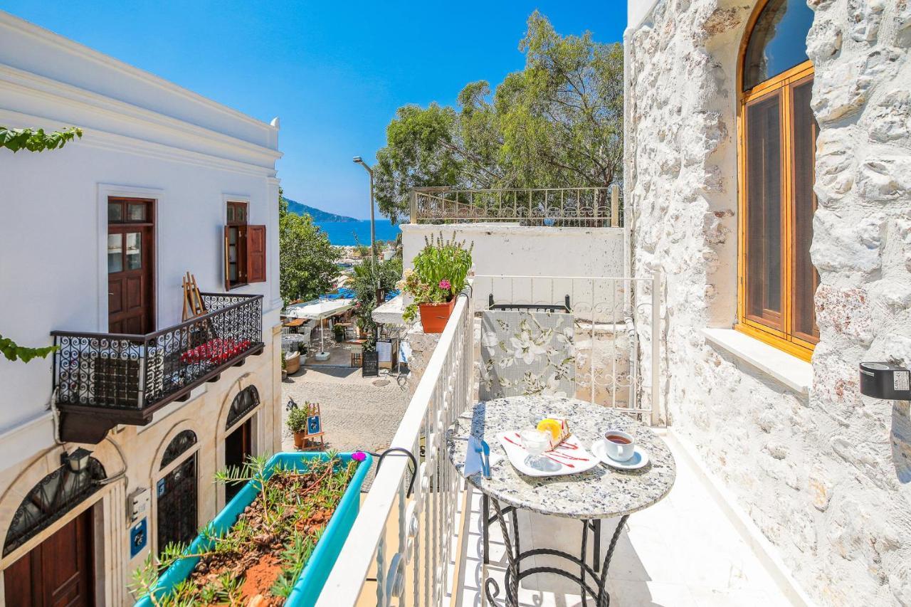 Turkuaz Pansiyon Kaş Exteriör bild