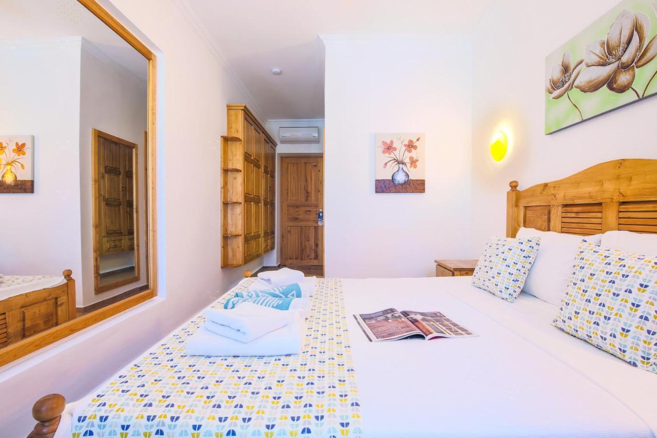 Turkuaz Pansiyon Kaş Exteriör bild
