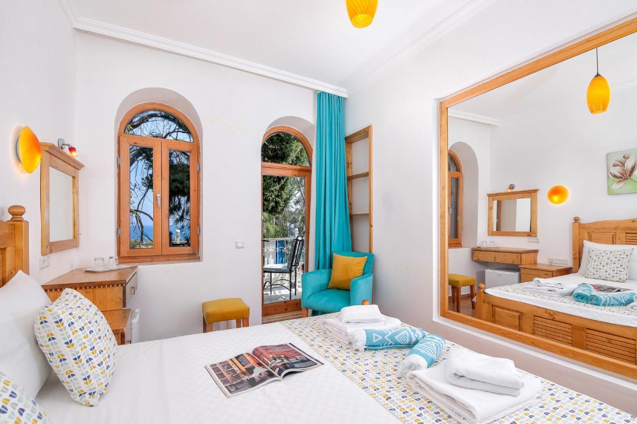 Turkuaz Pansiyon Kaş Exteriör bild