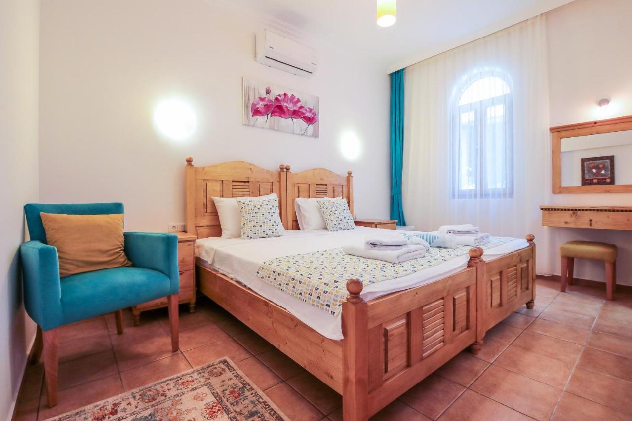 Turkuaz Pansiyon Kaş Exteriör bild
