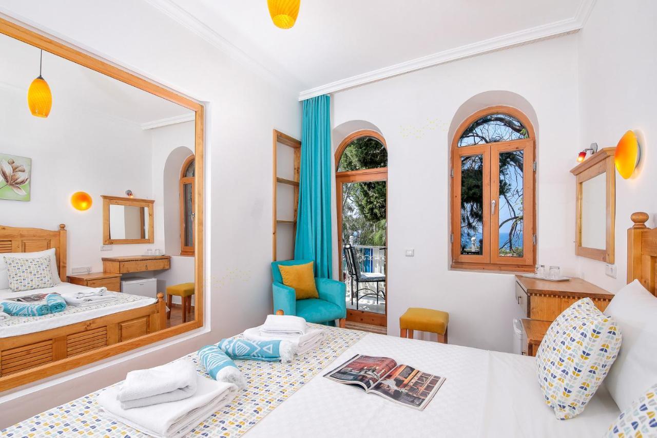 Turkuaz Pansiyon Kaş Exteriör bild