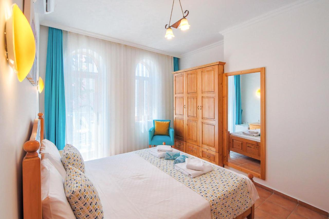 Turkuaz Pansiyon Kaş Exteriör bild