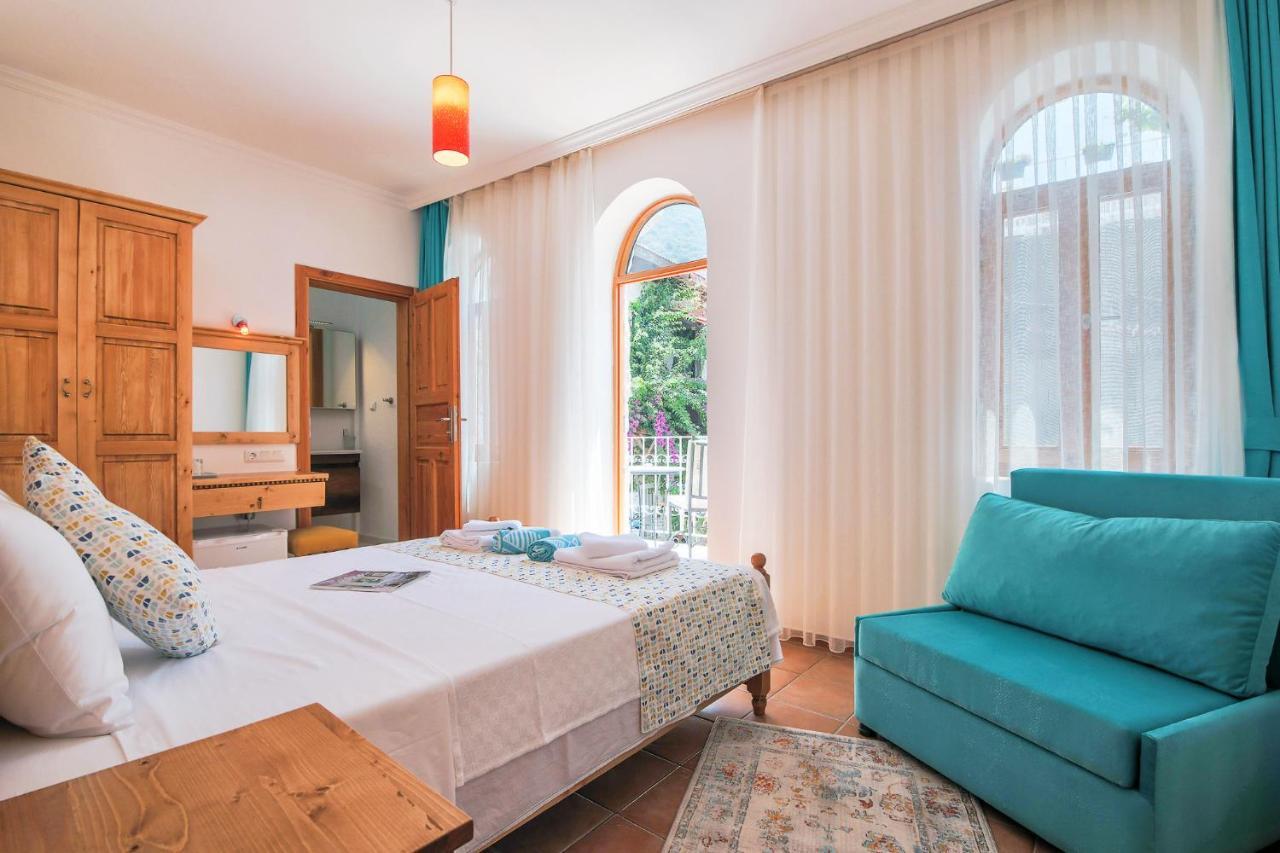 Turkuaz Pansiyon Kaş Exteriör bild