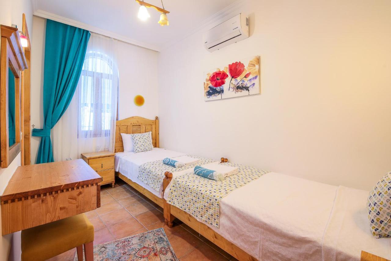 Turkuaz Pansiyon Kaş Exteriör bild