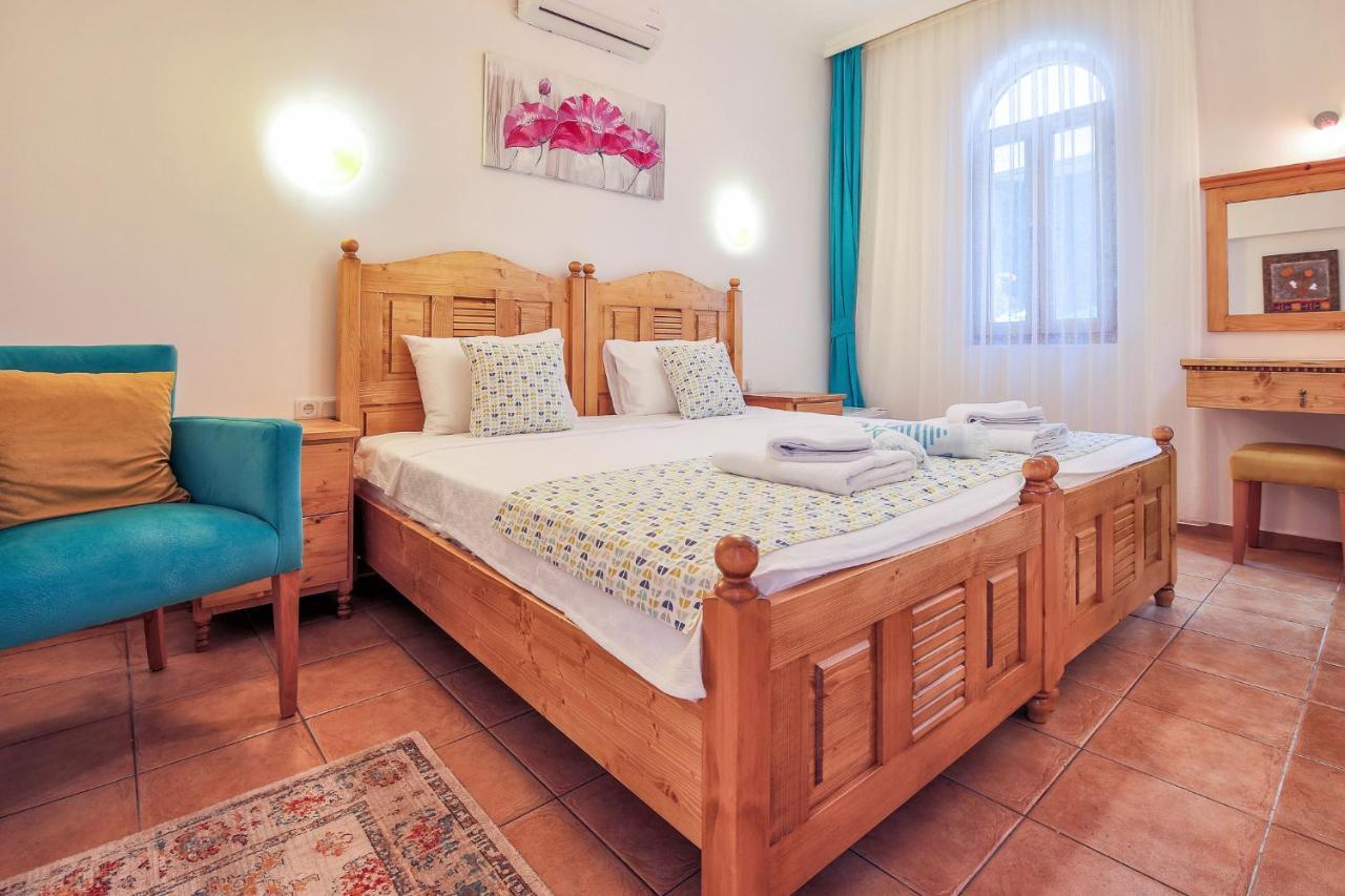 Turkuaz Pansiyon Kaş Exteriör bild